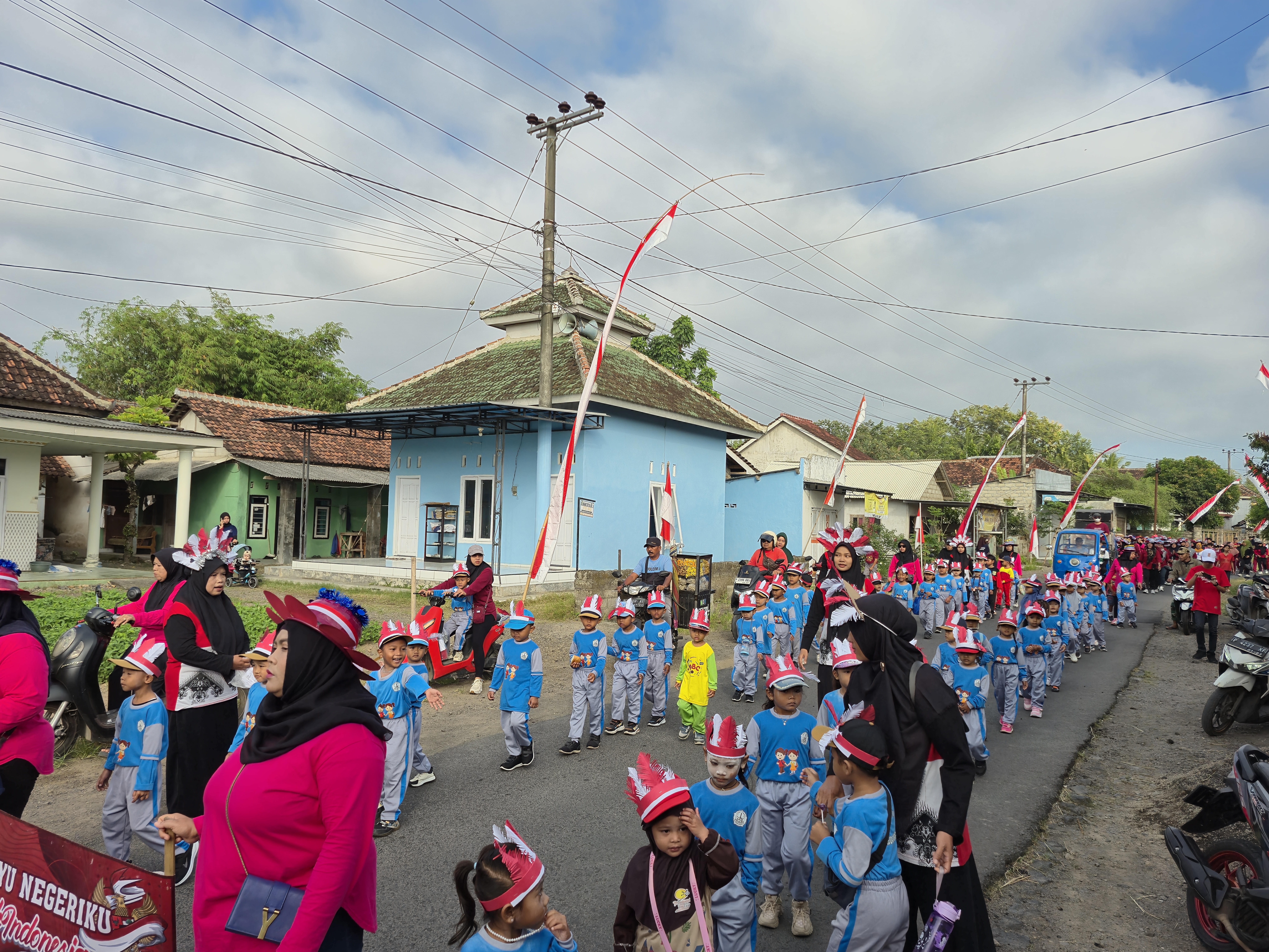JALAN SEHAT SEMARAK KEMERDEKAAN