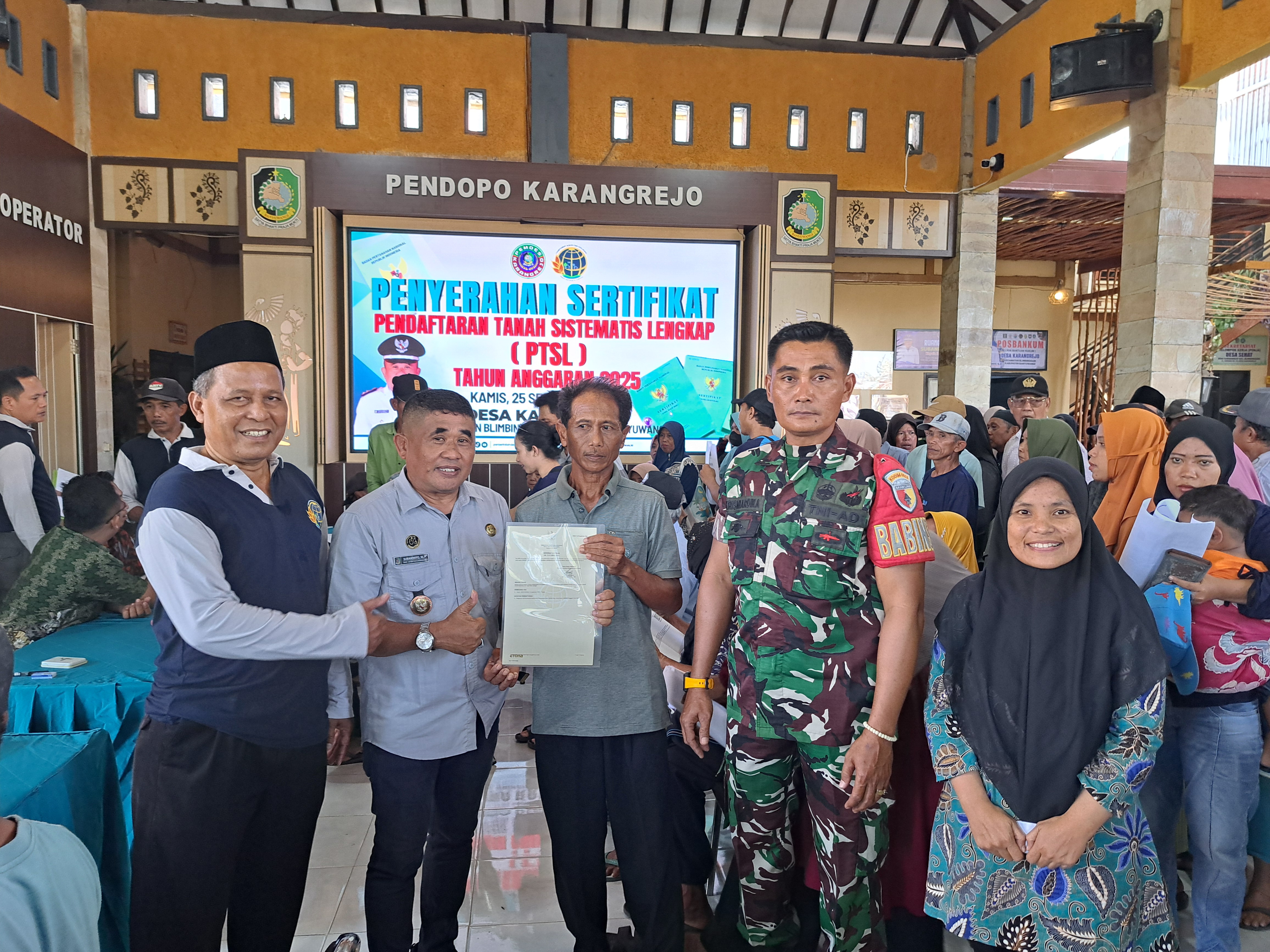 PENYERAHAN SERTIFIKAT PTSL DESA KARANGREJO