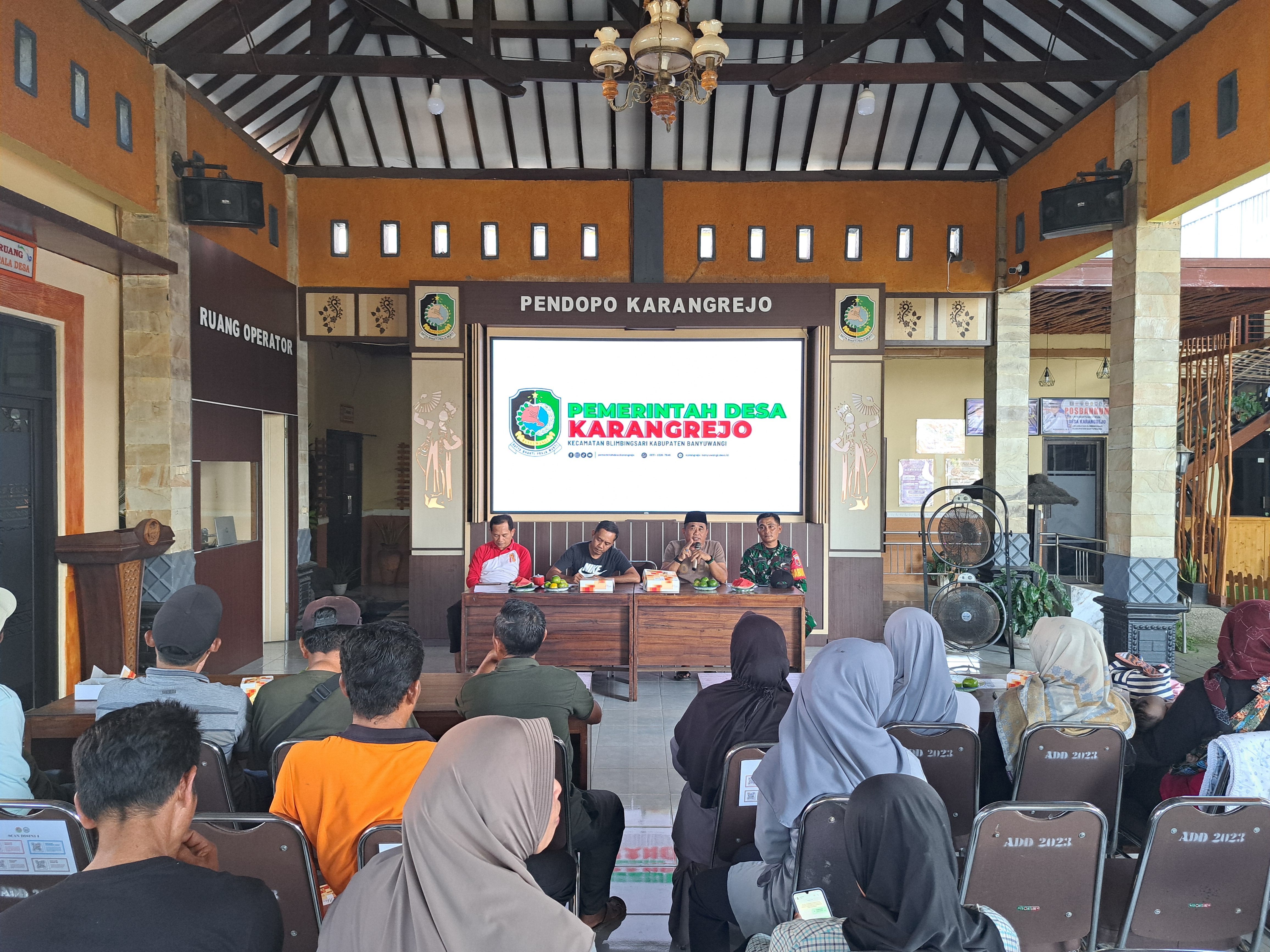 RAPAT PEMBENTUKAN PANITIA HARI JADI DESA KARANGREJO KE-25 TAHUN