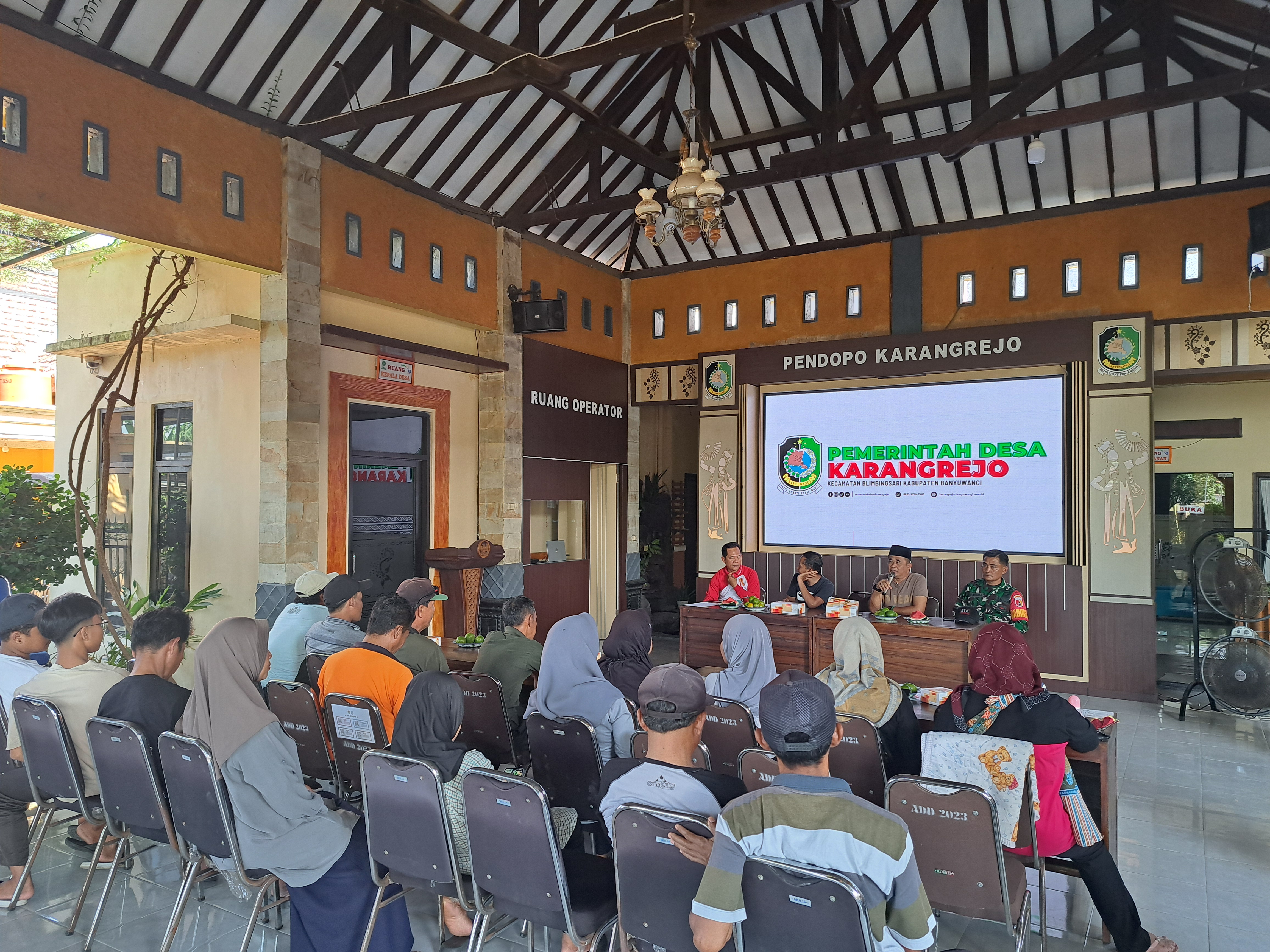 RAPAT PEMBENTUKAN PANITIA HARI JADI DESA KARANGREJO KE-25 TAHUN