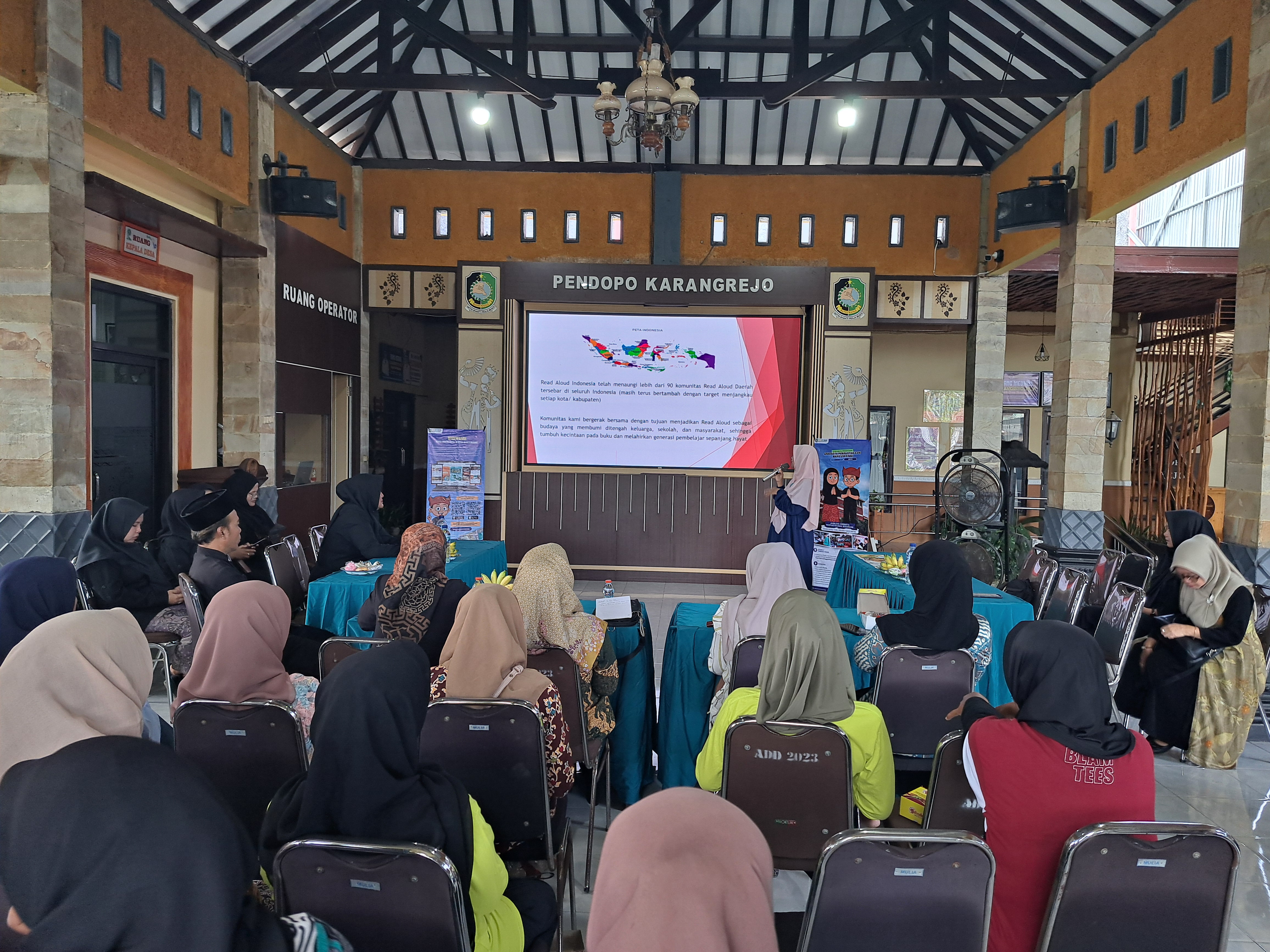 Kegiatan Pengembangan Literasi Berbasis Inklusi Sosial Bersama Dispusip Banyuwangi di Desa Karangrejo